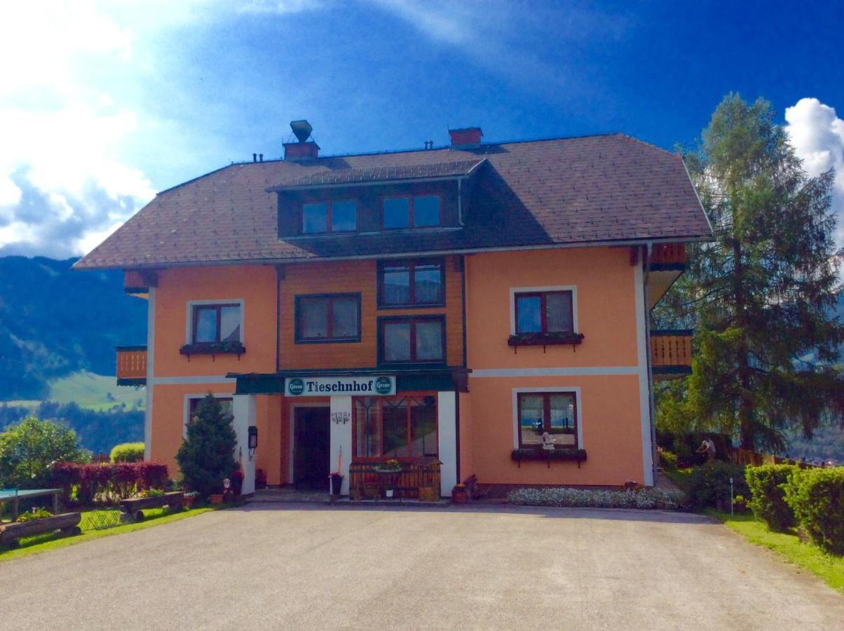 Tieschnhof Hotel Grobming Exterior photo