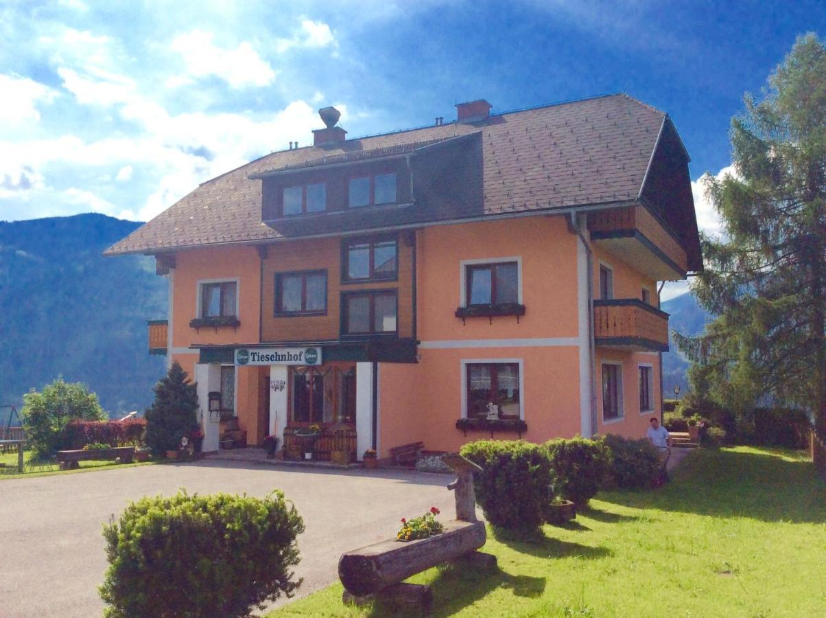 Tieschnhof Hotel Grobming Exterior photo